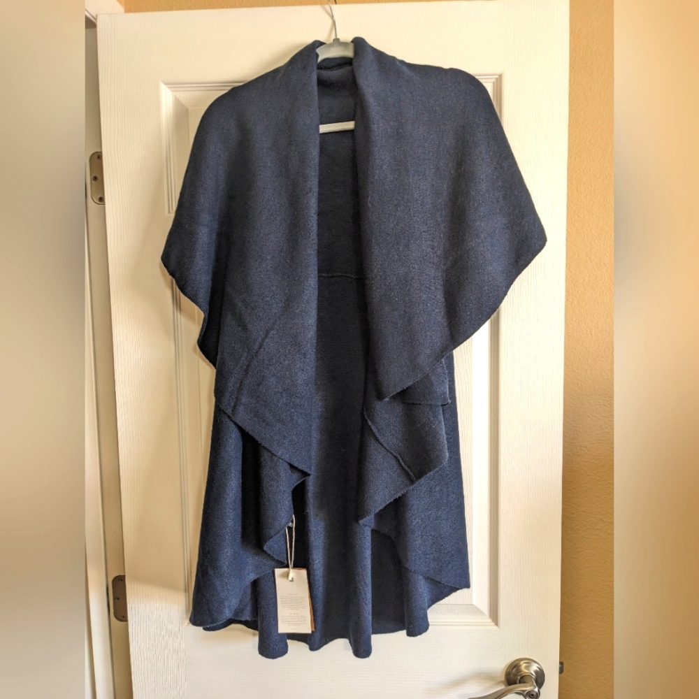 NWT! Look, Women's Shawl Vest, Navy, OS